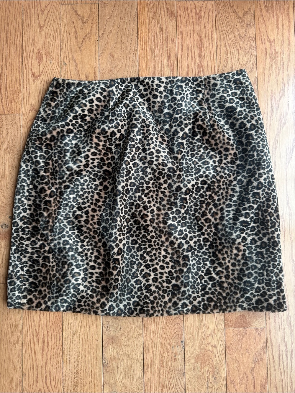 Leopard Print Pencil Skirt in Beige and Black